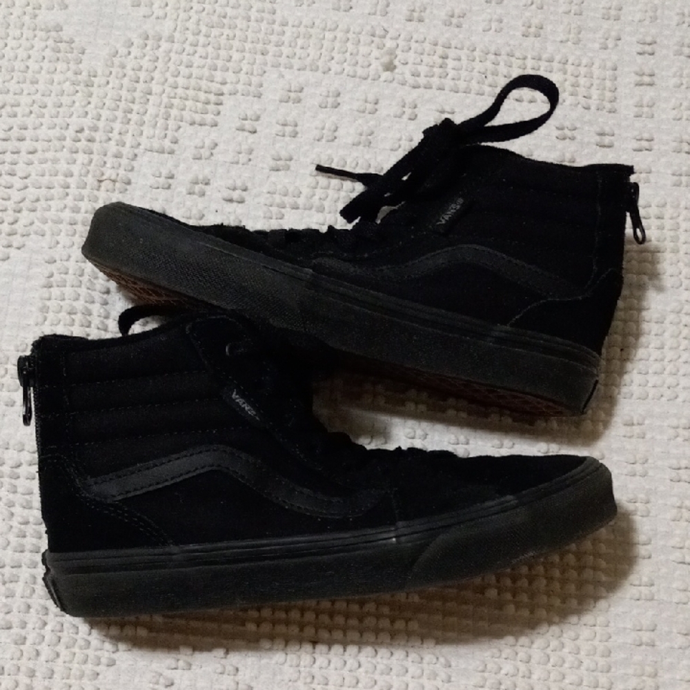 Vans Skait 8 Black High-Top Sneakers Kids SZ.3
